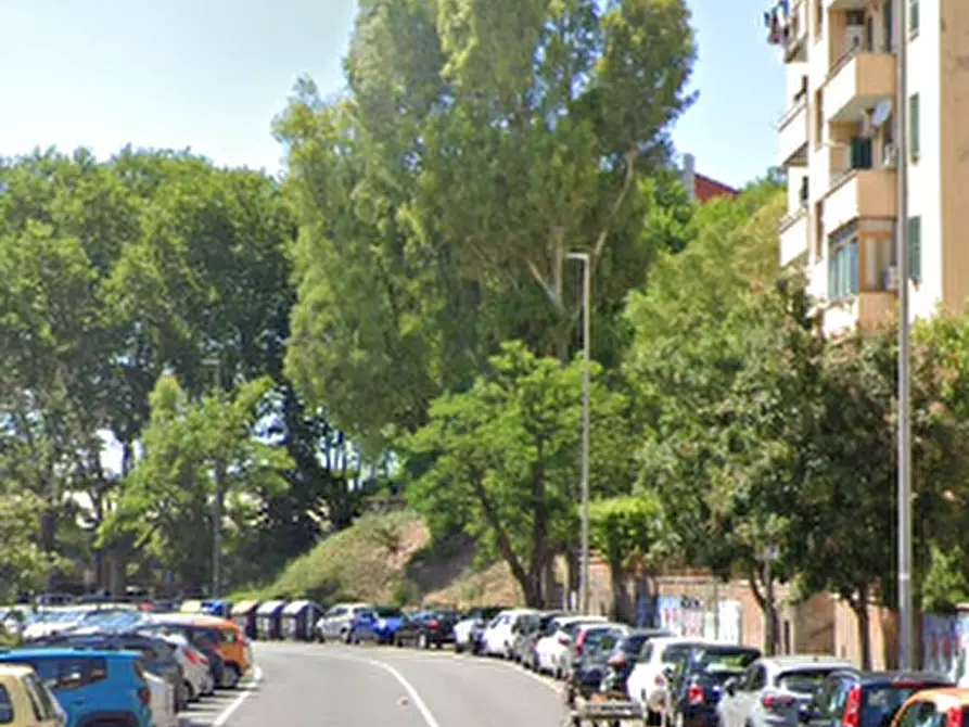 Immagine 8 di Appartamento in vendita  in Via Annio Felice  a Roma