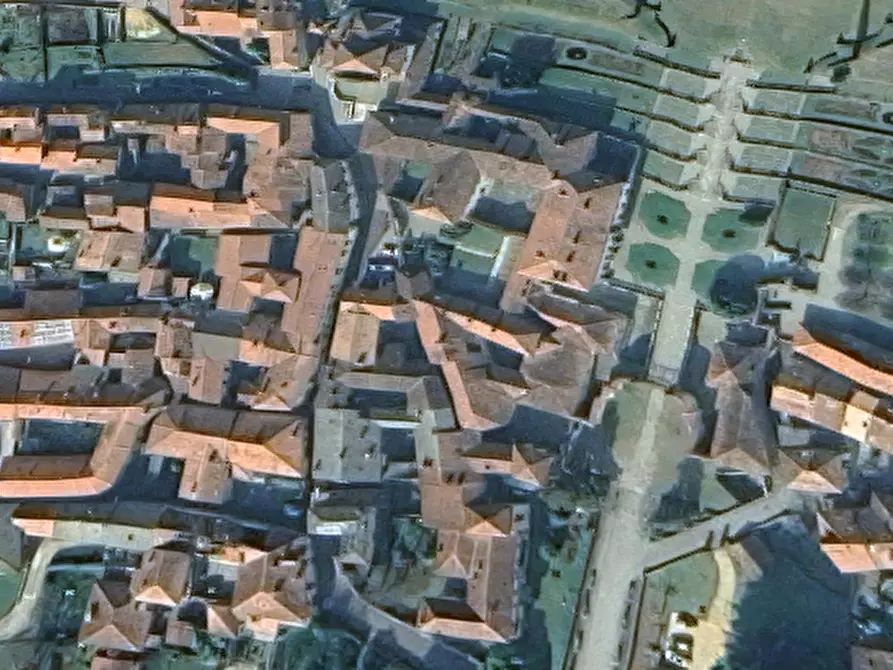 Immagine 10 di Appartamento in vendita  in Via Libertà  a Casalzuigno