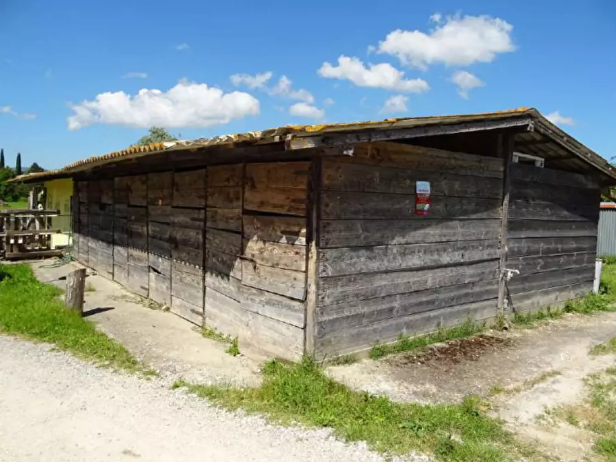 Immagine 7 di Negozio in vendita  in Località Farnieta  a Fabro