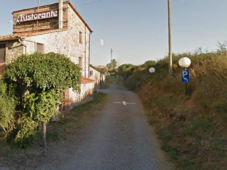 Immagine 13 di Negozio in vendita  in Località Farnieta  a Fabro