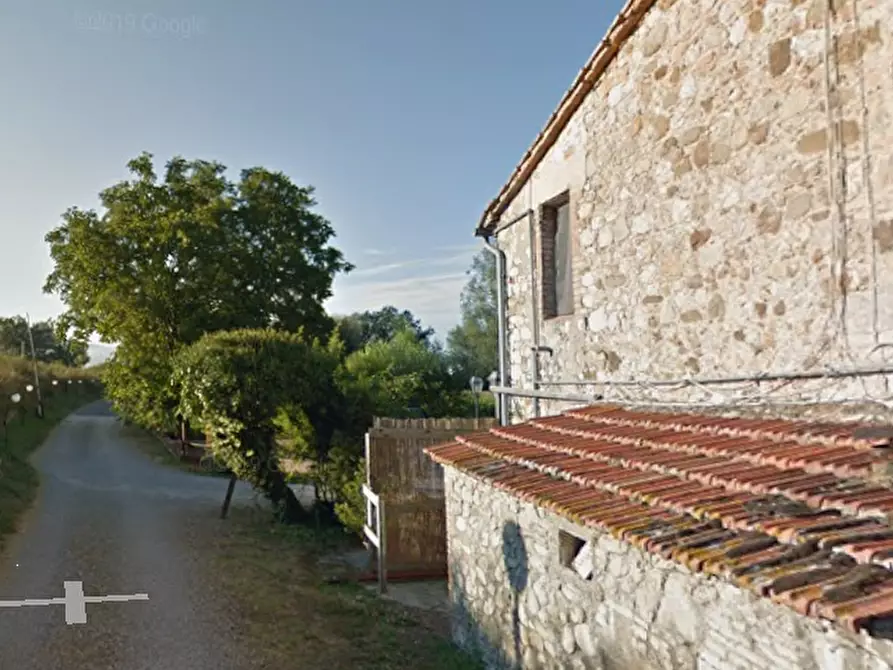 Immagine 19 di Negozio in vendita  in Località Farnieta  a Fabro