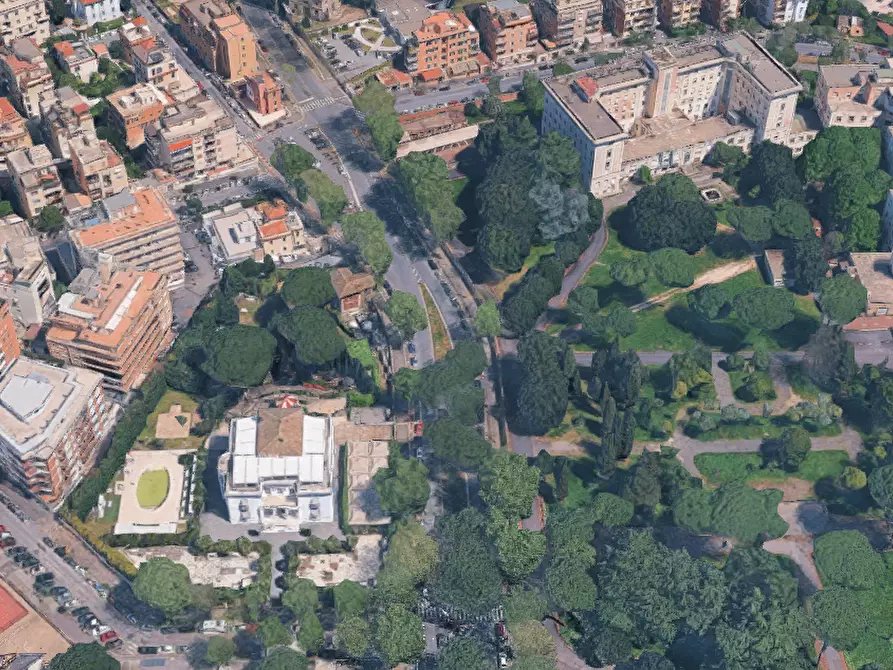 Immagine 10 di Appartamento in vendita  in Via Bernardino Ramazzini a Roma