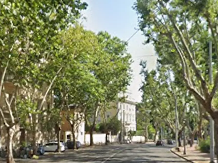 Immagine 2 di Appartamento in vendita  in Viale Gioacchino Rossini a Roma