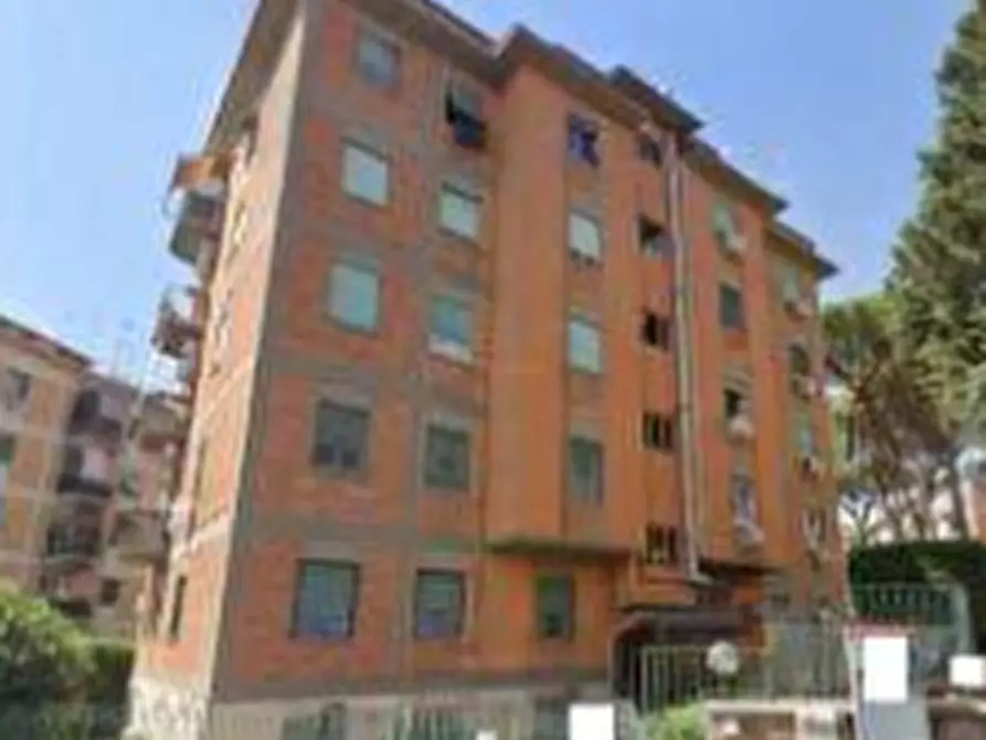 Immagine 1 di Appartamento in vendita  in Via Carlo Calisse a Roma