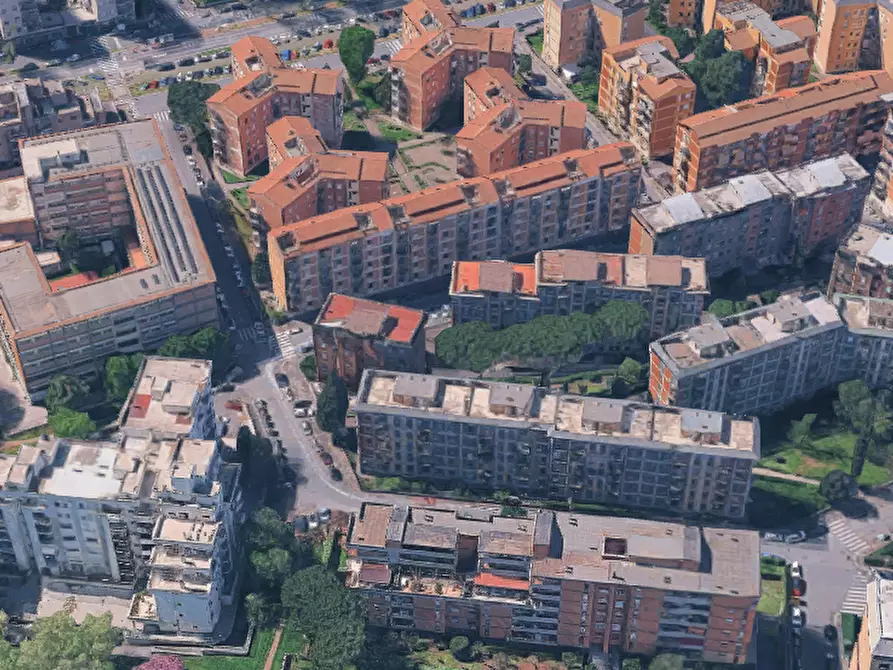 Immagine 12 di Appartamento in vendita  in Via Carlo Calisse a Roma