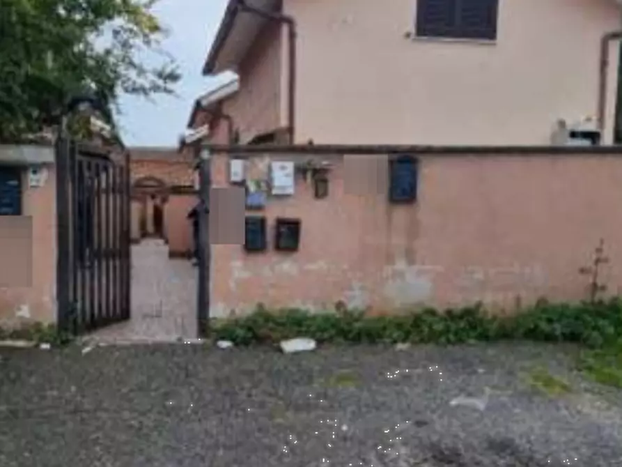 Immagine 1 di Appartamento in vendita  in Via della Vite  a Ardea