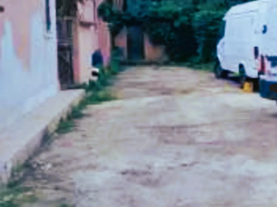 Immagine 2 di Appartamento in vendita  in Via della Vite  a Ardea