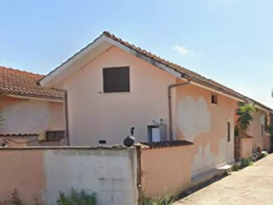 Immagine 4 di Appartamento in vendita  in Via della Vite  a Ardea