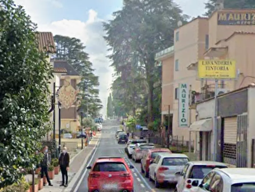 Immagine 5 di Negozio in vendita  in Via Antonio Cantore a San Cesareo