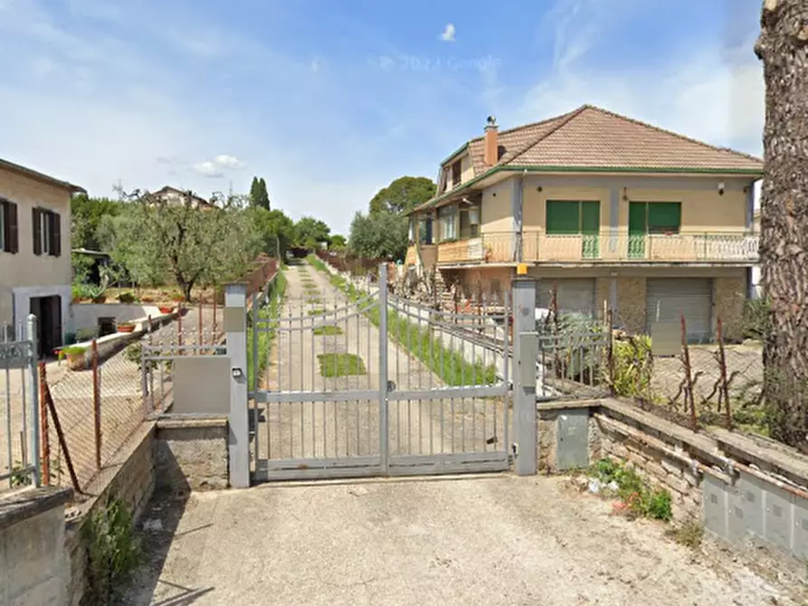 Immagine 8 di Porzione di villa in vendita  in Via Venezia a Fiano Romano