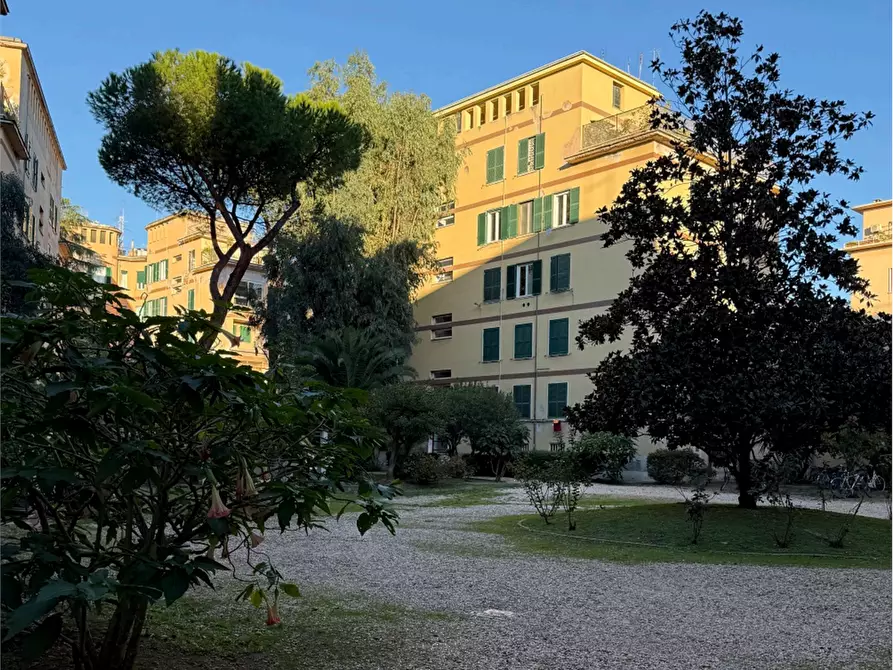 Immagine 2 di Appartamento in vendita  in Piazza Caterina Sforza a Roma