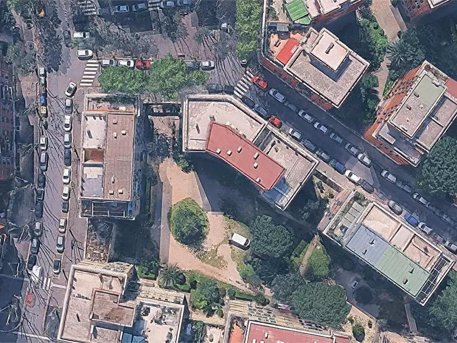 Immagine 11 di Appartamento in vendita  in Piazza Caterina Sforza a Roma