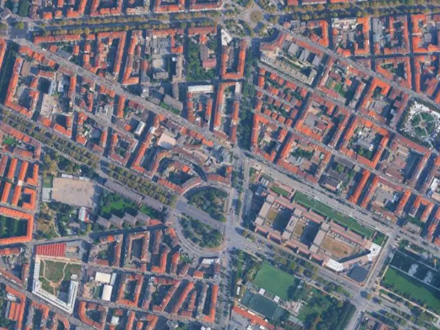 Immagine 3 di Garage in vendita  in Piazza Adriano a Torino