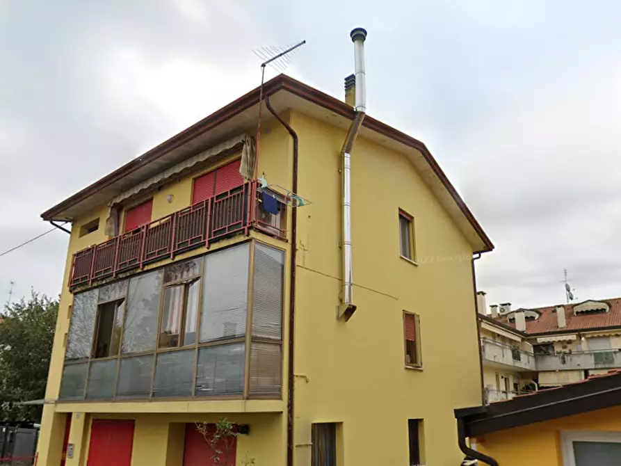 Immagine 5 di Appartamento in vendita  in Via Altichiero a Padova