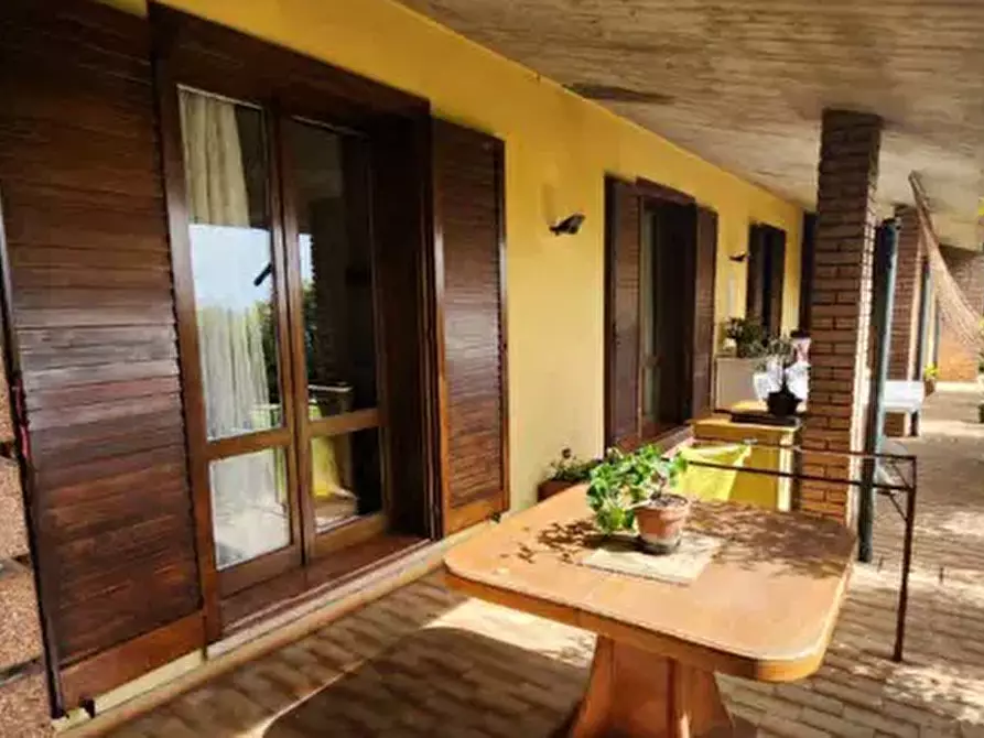 Immagine 1 di Villa in vendita  in Via Bellimadore  a Montorso Vicentino