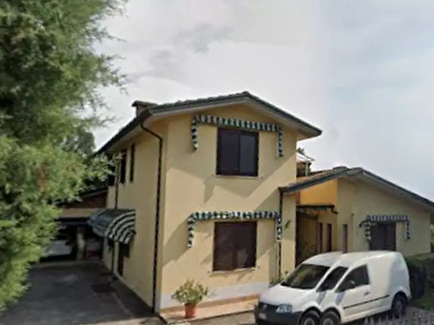 Immagine 11 di Villa in vendita  in Via Bellimadore  a Montorso Vicentino