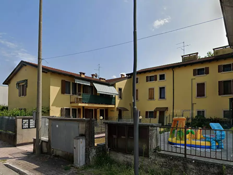 Immagine 4 di Appartamento in vendita  in Via Rossini a Buttapietra