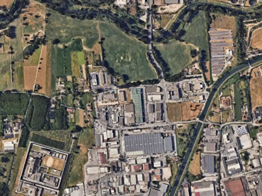 Immagine 13 di Negozio in vendita  in Via Bartocci  a Terni