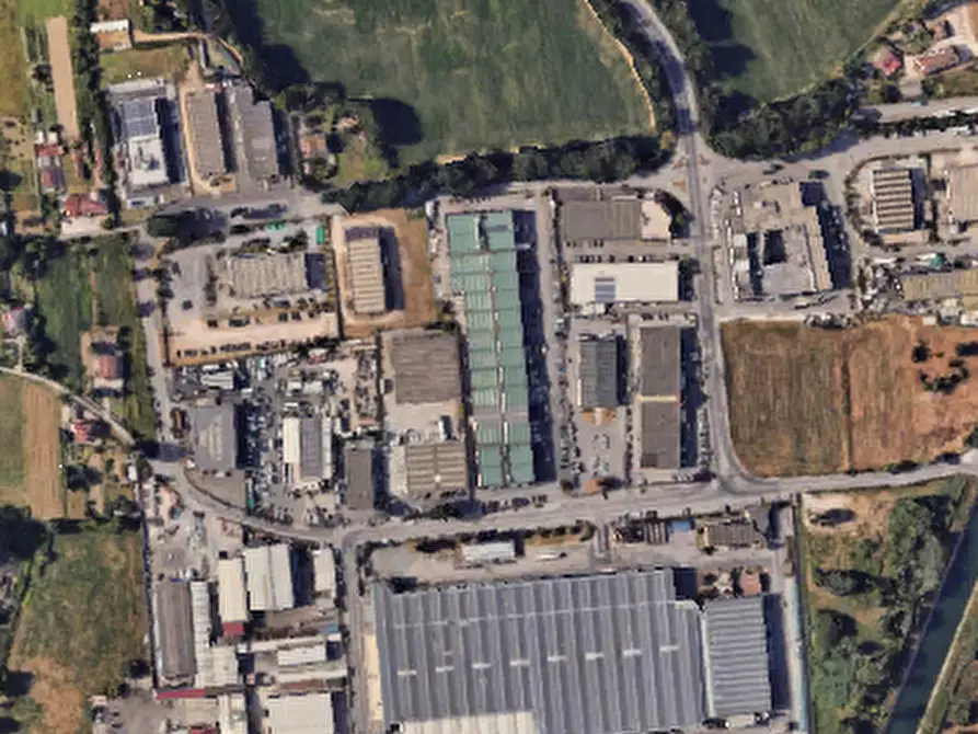 Immagine 15 di Negozio in vendita  in Via Bartocci  a Terni