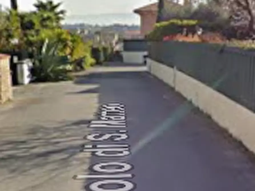 Immagine 6 di Villa in vendita  in Vicolo di S. Matteo a Roma