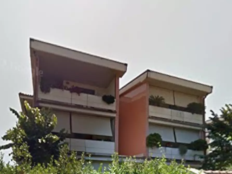 Immagine 6 di Appartamento in vendita  in Via Giulio Belvederi a Roma