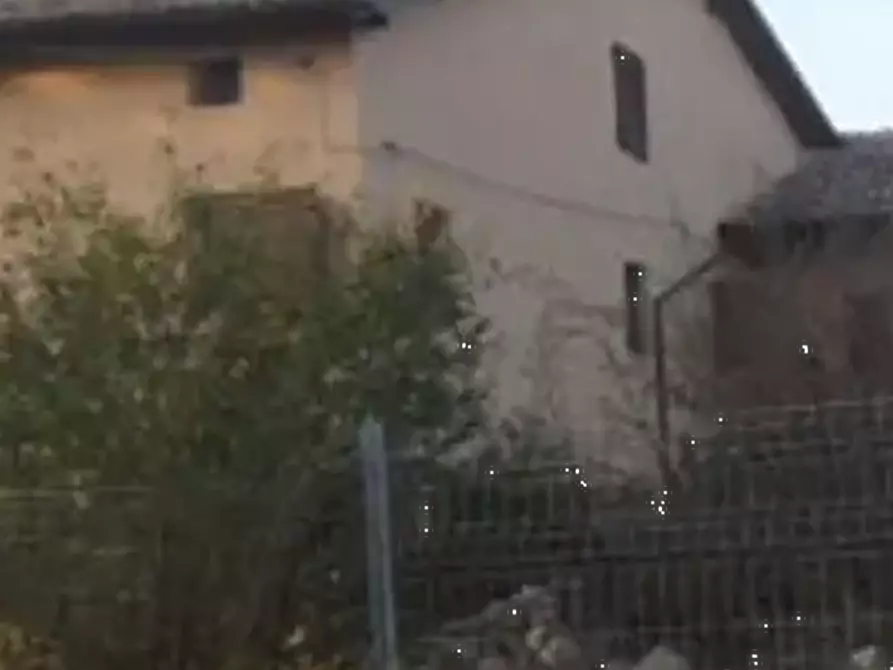 Immagine 11 di Stabile in vendita  in Via Romesino a Albinea