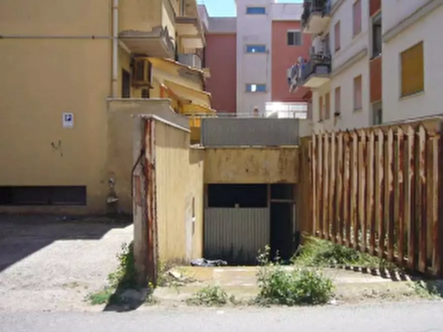 Immagine 2 di Garage in vendita  in Via Andreina  a Anzio