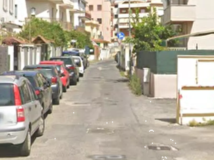 Immagine 6 di Garage in vendita  in Via Andreina  a Anzio