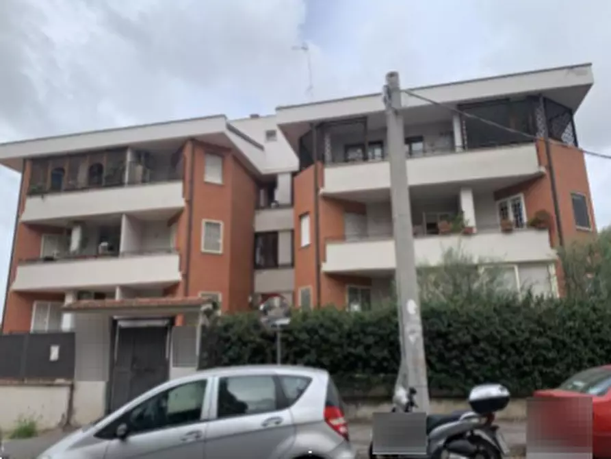 Immagine 4 di Appartamento in vendita  in Via dei Monti di Pietralata  a Roma