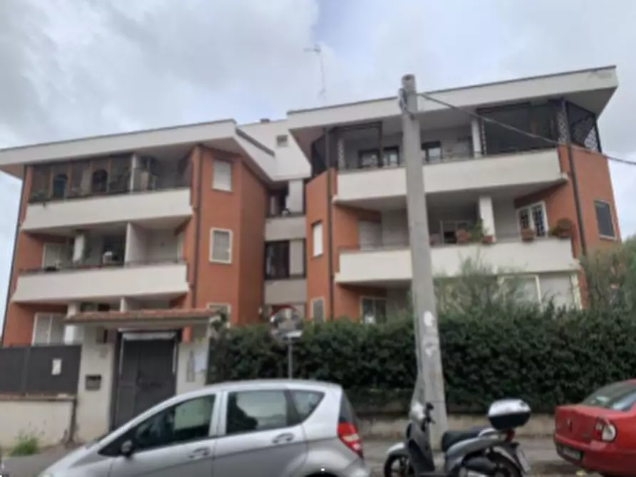 Immagine 5 di Appartamento in vendita  in Via dei Monti di Pietralata  a Roma