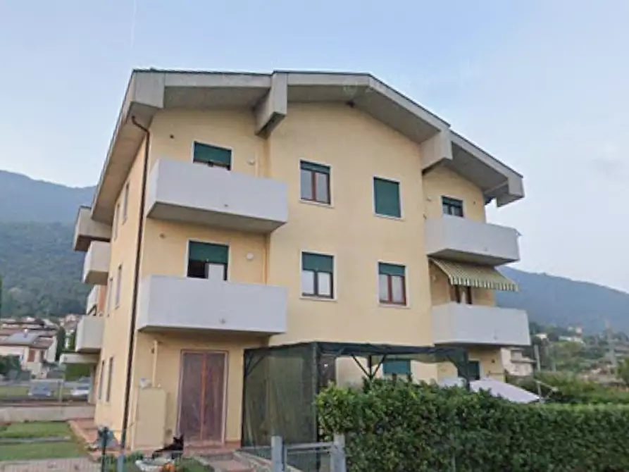 Immagine 4 di Appartamento in vendita  in Via dei Furlani a Santorso