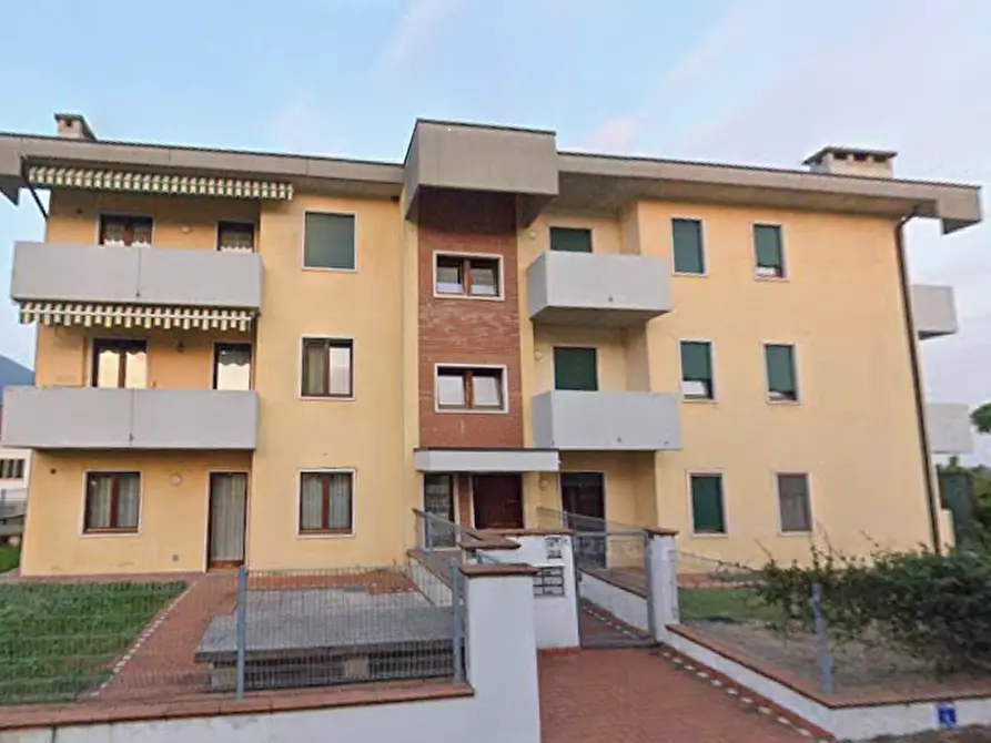 Immagine 12 di Appartamento in vendita  in Via dei Furlani a Santorso