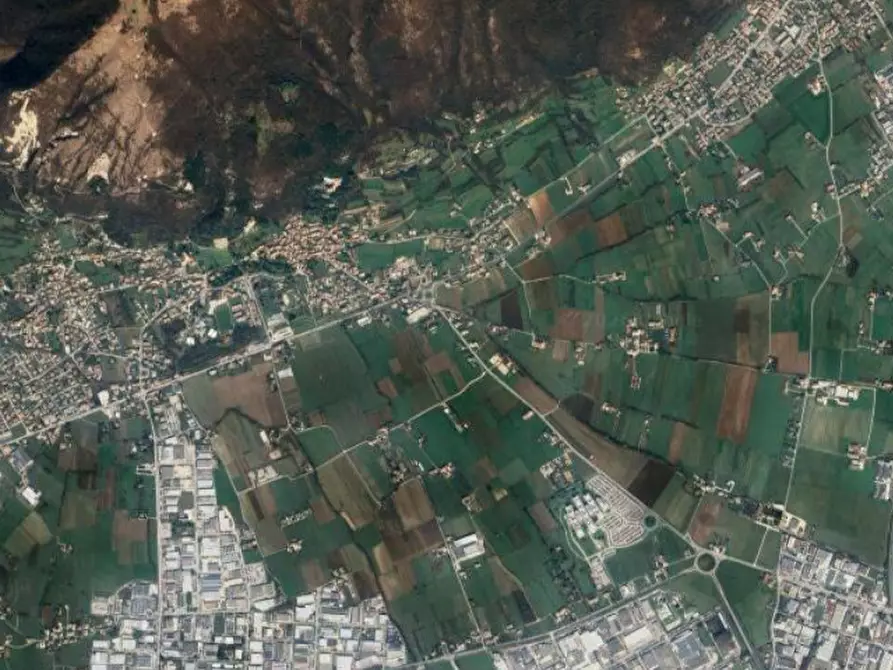 Immagine 17 di Appartamento in vendita  in Via dei Furlani a Santorso