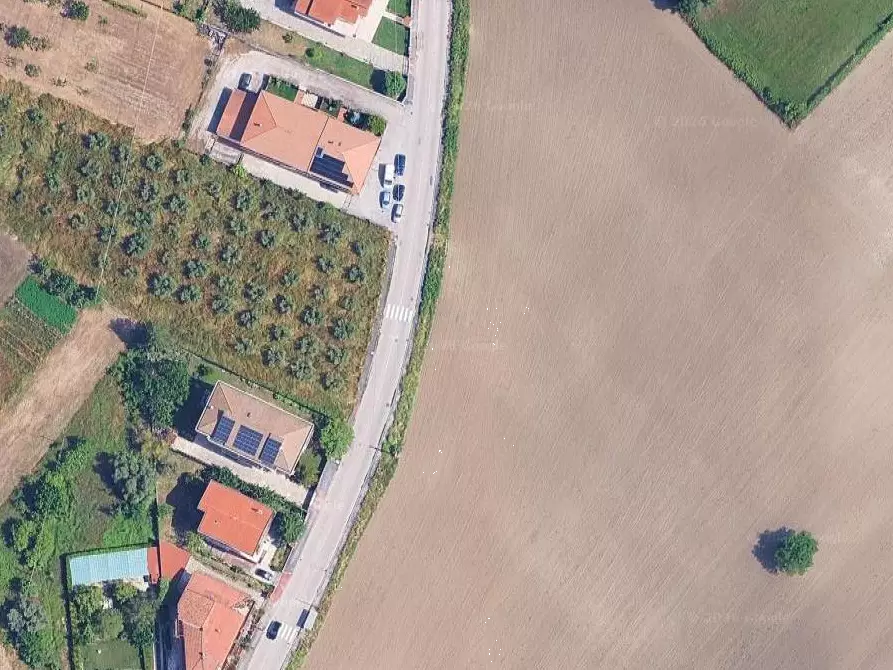 Immagine 6 di Terreno agricolo in vendita  in Via Salara a San Giovanni Teatino