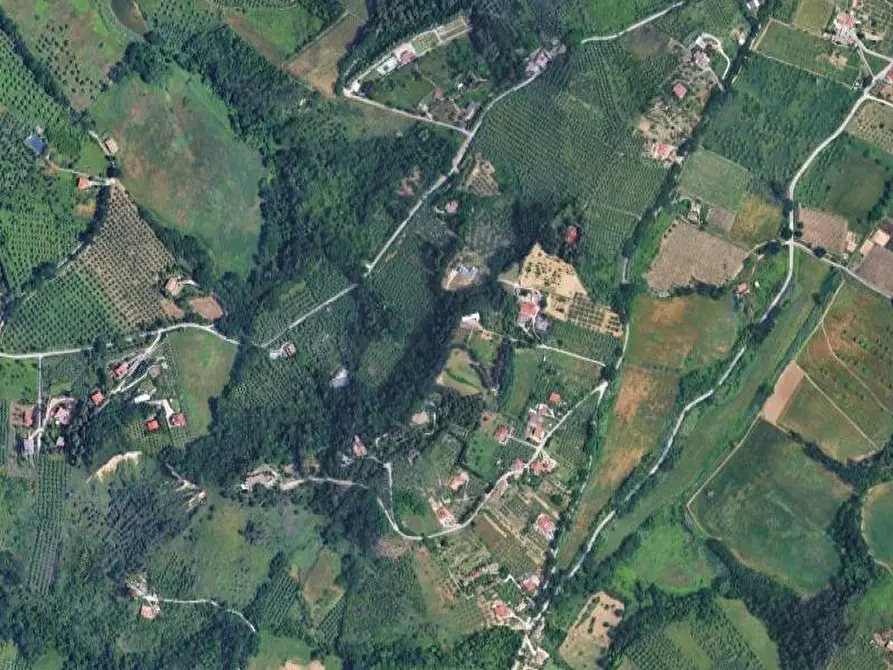 Immagine 2 di Magazzino in vendita  in Strada DEI FIORI SNC a Chieti