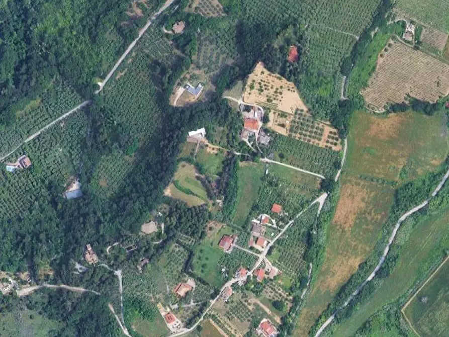 Immagine 3 di Magazzino in vendita  in Strada DEI FIORI SNC a Chieti