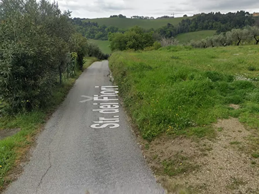 Immagine 7 di Magazzino in vendita  in Strada DEI FIORI SNC a Chieti