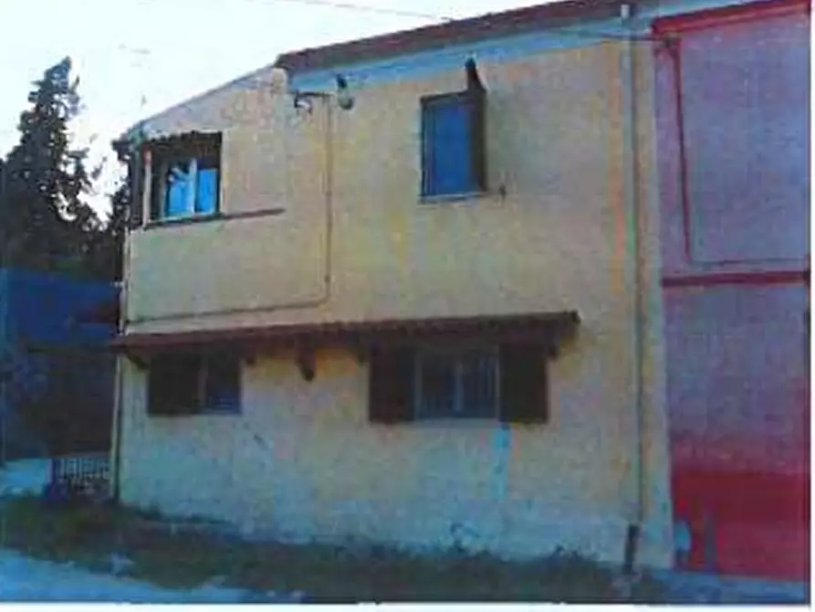 Immagine 3 di Casa indipendente in vendita  in Strada Dei Fiori a Chieti