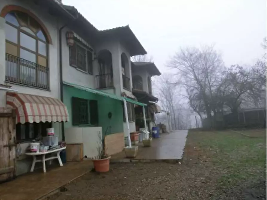 Immagine 1 di Porzione di villa in vendita  in Vicolo Regina Margherita a Dusino San Michele
