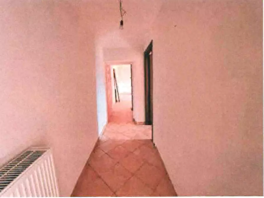 Immagine 4 di Casa indipendente in vendita  in Via Sant'Antonio a Ferrere