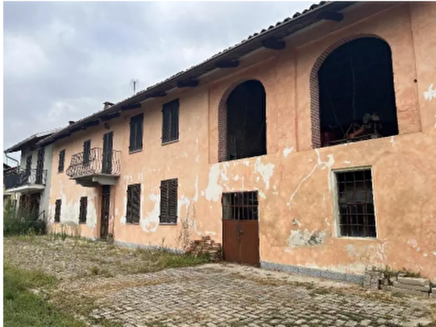 Immagine 1 di Casa indipendente in vendita  in Via Sant'Antonio a Ferrere