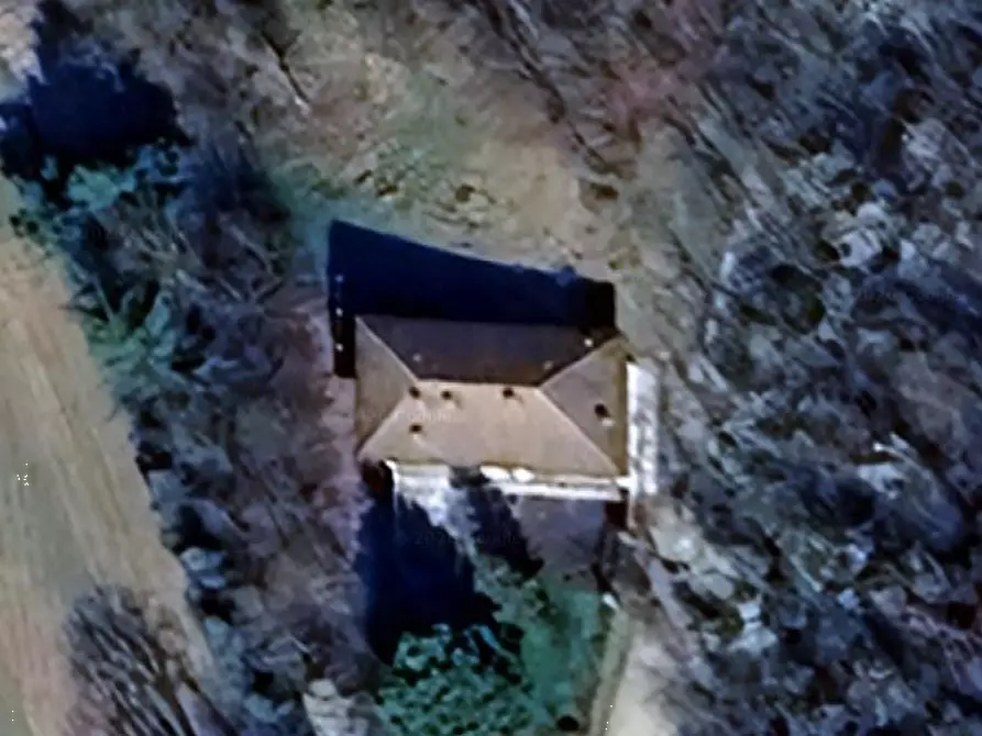 Immagine 17 di Casa indipendente in vendita  in Via Sant'Antonio a Ferrere