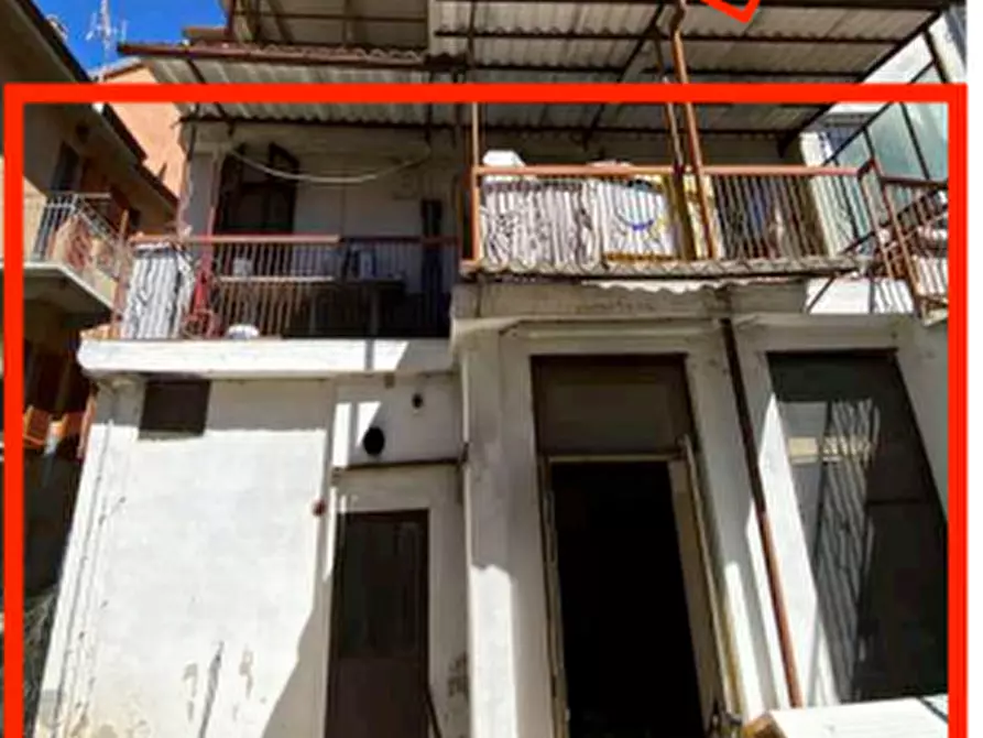 Immagine 7 di Stabile in vendita  in Via Principessa Jolanda a Montemagno