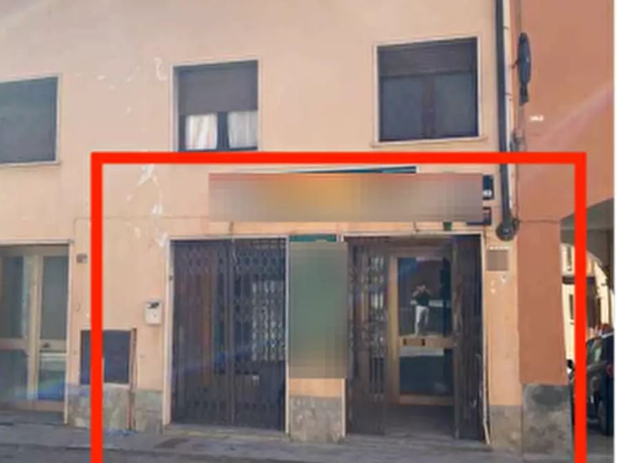 Immagine 8 di Stabile in vendita  in Via Principessa Jolanda a Montemagno