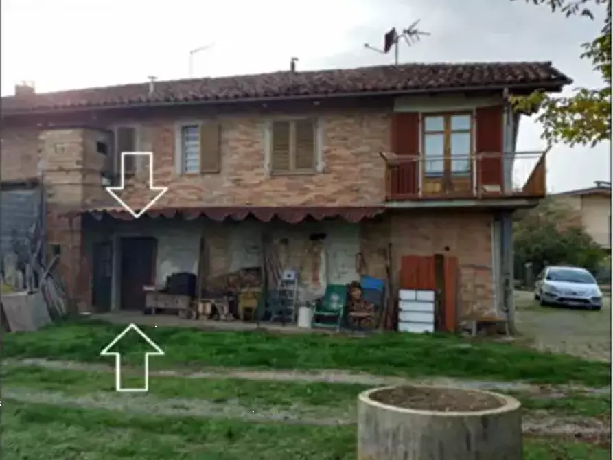 Immagine 13 di Porzione di casa in vendita  in Via Carossi a Castagnole Delle Lanze