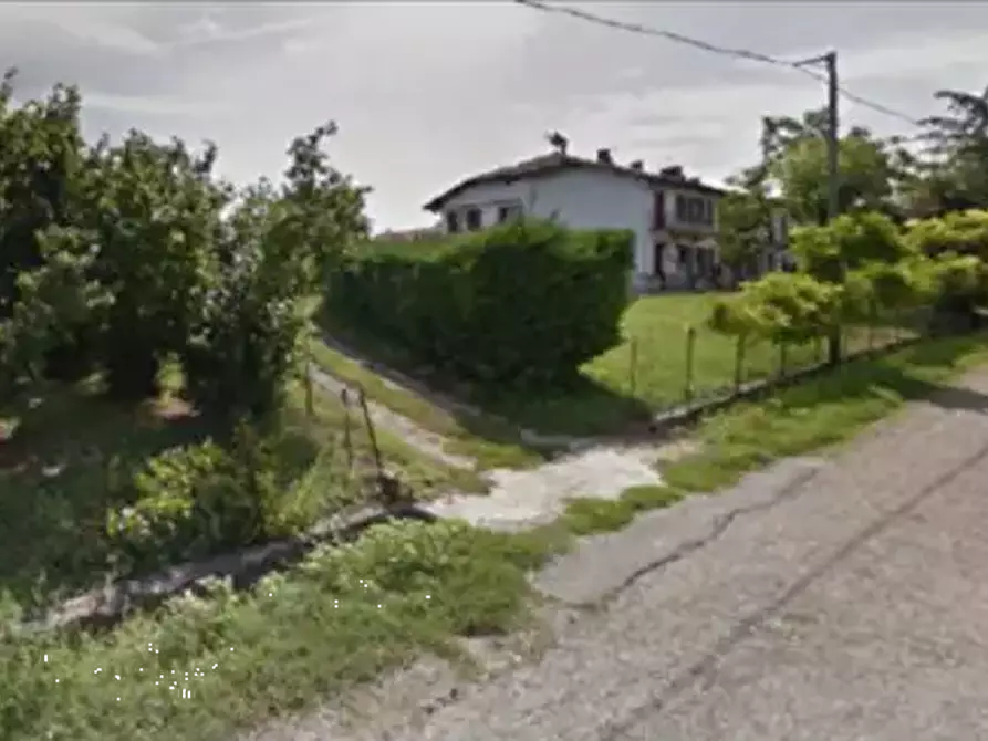 Immagine 4 di Porzione di casa in vendita  in Via Carossi a Castagnole Delle Lanze