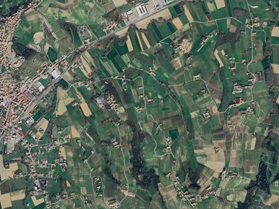 Immagine 22 di Porzione di casa in vendita  in Via Carossi a Castagnole Delle Lanze