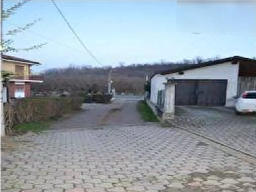 Immagine 2 di Casa indipendente in vendita  in Località Vascagliana a San Damiano D'asti