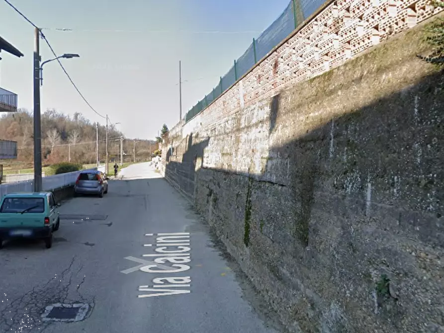 Immagine 9 di Magazzino in vendita  in Fraz. Valenzani Via Calcini a Castagnole Monferrato