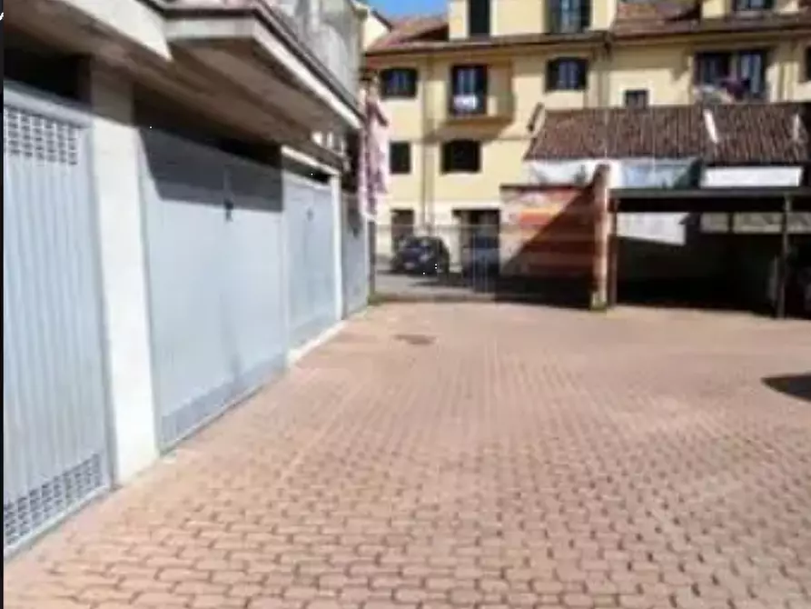 Immagine 3 di Negozio in vendita  in Via Mario Careddu a Canelli